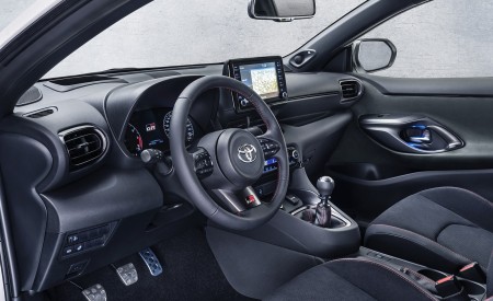 2021 Toyota GR Yaris Interior Wallpapers 450x275 (199)