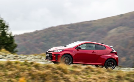 2021 Toyota GR Yaris Side Wallpapers 450x275 (47)
