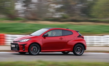 2021 Toyota GR Yaris Side Wallpapers 450x275 (78)