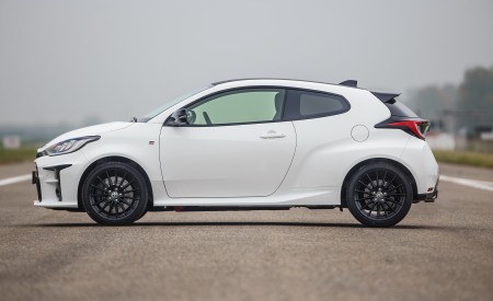2021 Toyota GR Yaris Side Wallpapers 450x275 (130)