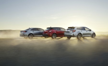 2019 Toyota Corolla Sedan (EU-Spec) and Corolla Lineup Wallpapers 450x275 (43)