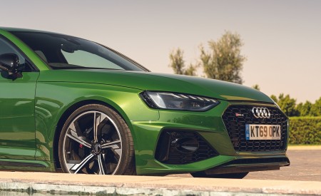 2020 Audi RS 4 Avant Detail Wallpapers 450x275 (115)