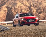 2020 Audi RS 4 Avant (UK-Spec) Front Wallpapers 150x120 (48)