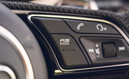 2020 Audi RS 4 Avant (UK-Spec) Interior Steering Wheel Wallpapers 450x275 (70)