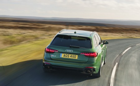 2020 Audi RS 4 Avant (UK-Spec) Rear Wallpapers 450x275 (82)