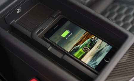 2020 Audi RS 4 Avant (UK-Spec) Wireless Charging Wallpapers 450x275 (161)