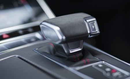 2020 Audi RS 6 Avant (UK-Spec) Central Console Wallpapers 450x275 (128)