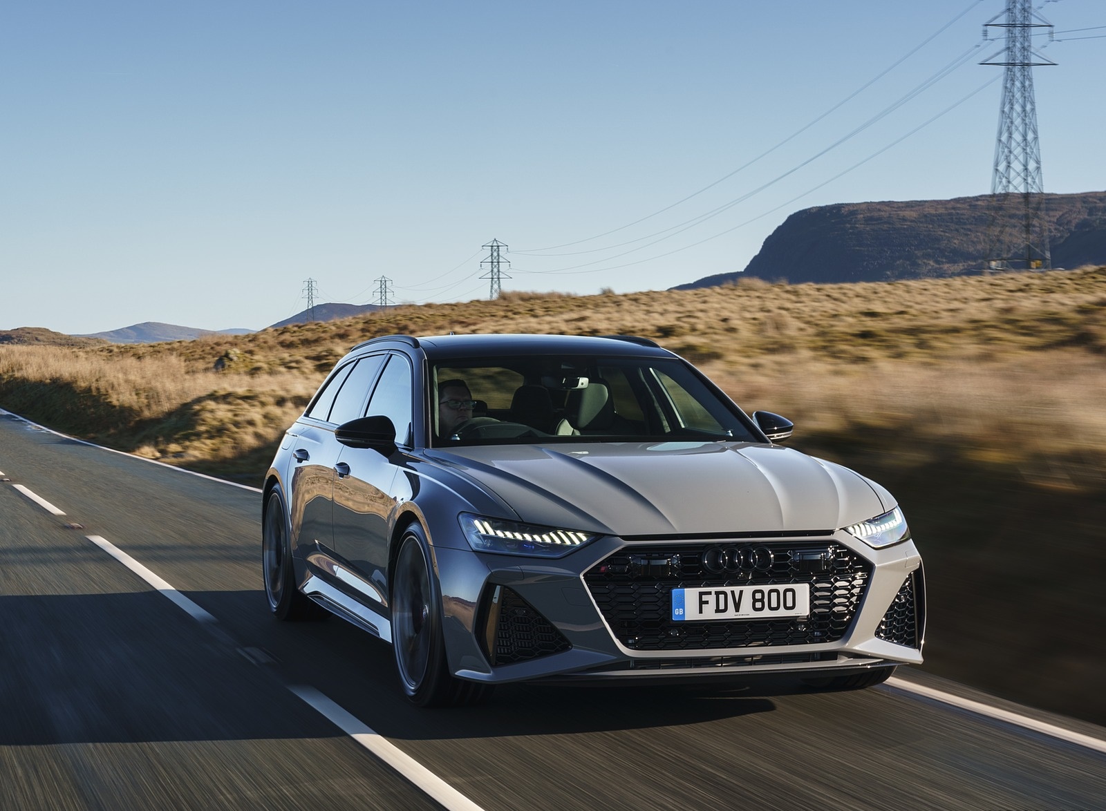 2020 Audi RS 6 Avant (UK-Spec) Front Wallpapers (6)