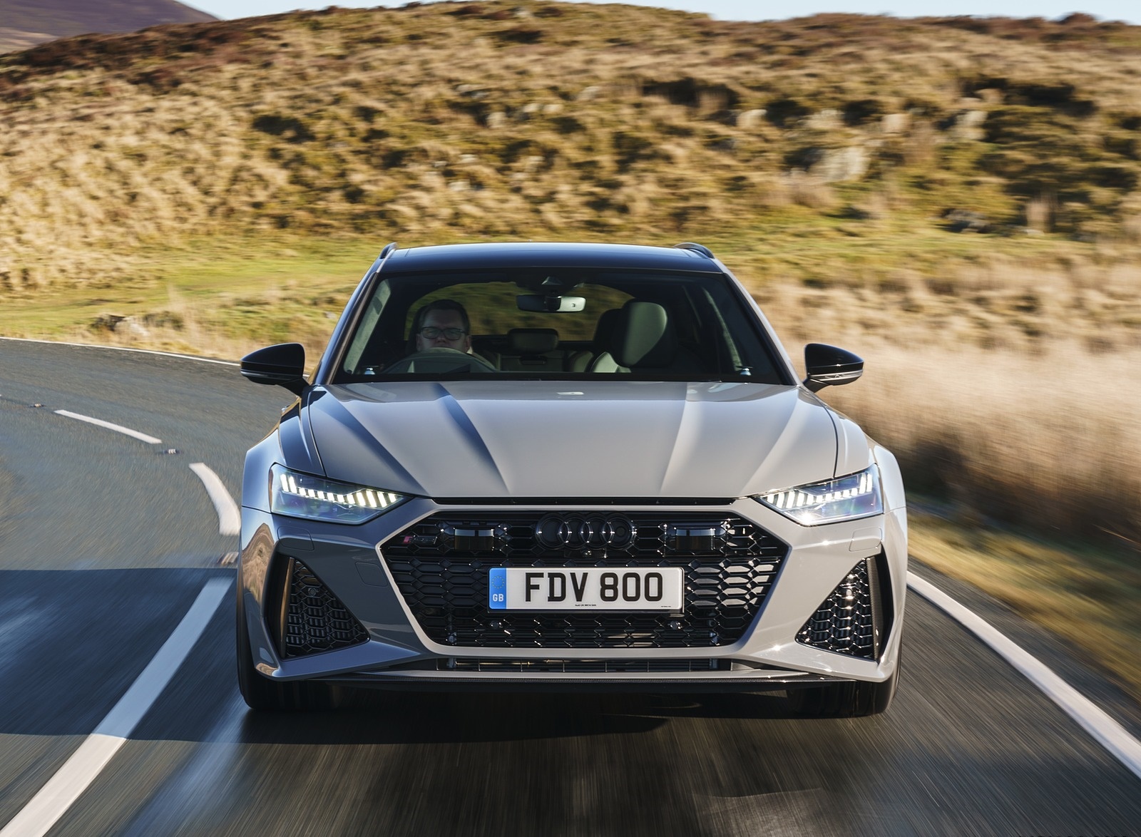 2020 Audi RS 6 Avant (UK-Spec) Front Wallpapers (8)