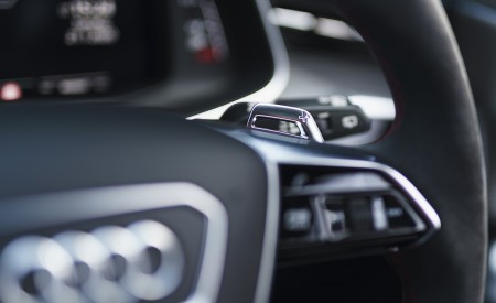 2020 Audi RS 6 Avant (UK-Spec) Interior Detail Wallpapers 450x275 (111)