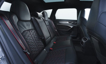 2020 Audi RS 6 Avant (UK-Spec) Interior Rear Seats Wallpapers 450x275 (139)
