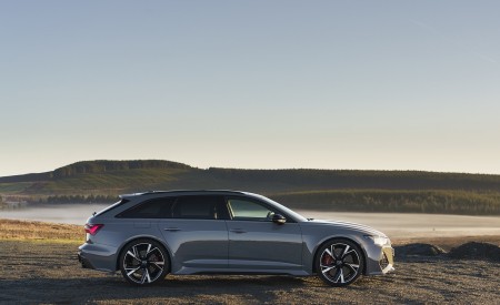 2020 Audi RS 6 Avant (UK-Spec) Side Wallpapers 450x275 (66)