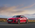 2020 Audi RS 7 Sportback (UK-Spec) Front Three-Quarter Wallpapers 150x120 (43)