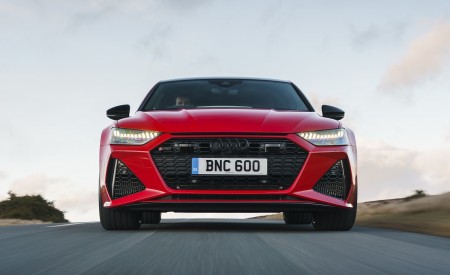 2020 Audi RS 7 Sportback (UK-Spec) Front Wallpapers 450x275 (3)