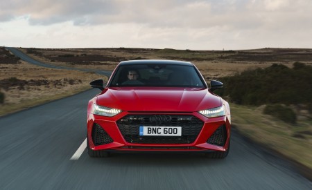 2020 Audi RS 7 Sportback (UK-Spec) Front Wallpapers 450x275 (9)