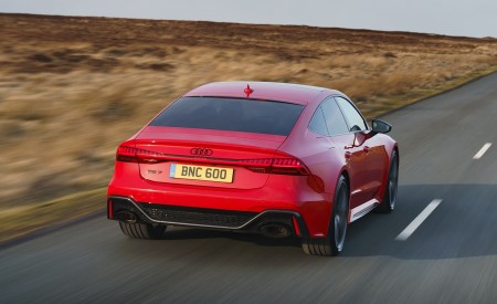 2020 Audi RS 7 Sportback (UK-Spec) Rear Wallpapers 450x275 (19)