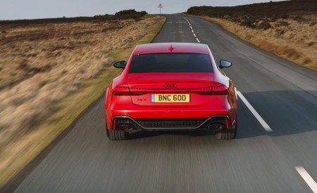 2020 Audi RS 7 Sportback (UK-Spec) Rear Wallpapers 450x275 (20)