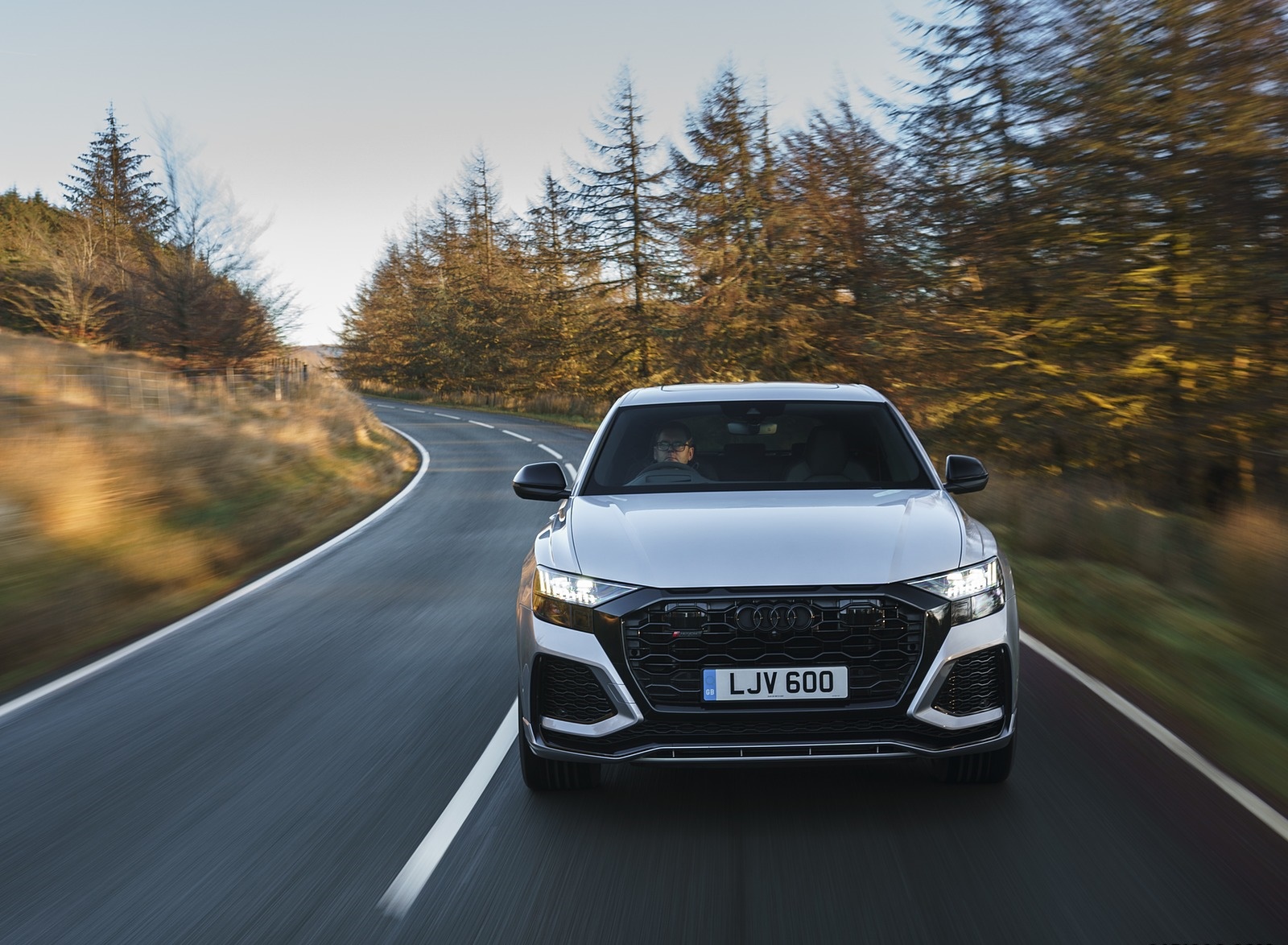 2020 Audi RS Q8 (UK-Spec) Front Wallpapers #6 of 90