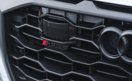 2020 Audi RS Q8 (UK-Spec) Grill Wallpapers 450x275 (49)