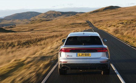 2020 Audi RS Q8 (UK-Spec) Rear Wallpapers 450x275 (11)