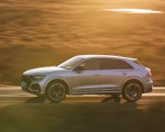 2020 Audi RS Q8 (UK-Spec) Side Wallpapers 150x120