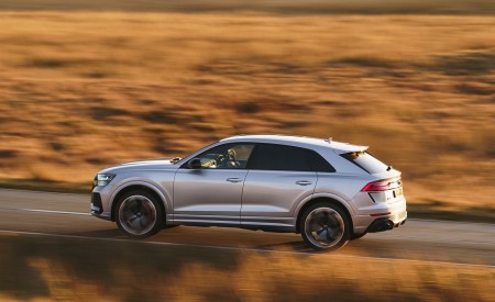 2020 Audi RS Q8 (UK-Spec) Side Wallpapers 450x275 (23)