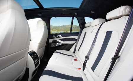 2020 BMW X5 M Competition (Color: Tanzanit Blue Metallic; US-Spec) Interior Rear Seats Wallpapers 450x275 (111)