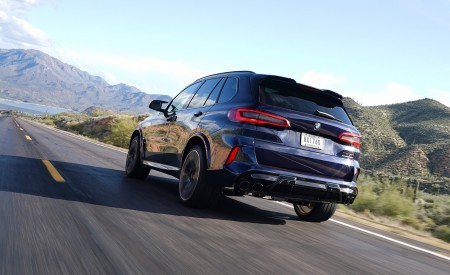 2020 BMW X5 M Competition (Color: Tanzanit Blue Metallic; US-Spec) Rear Three-Quarter Wallpapers 450x275 (27)