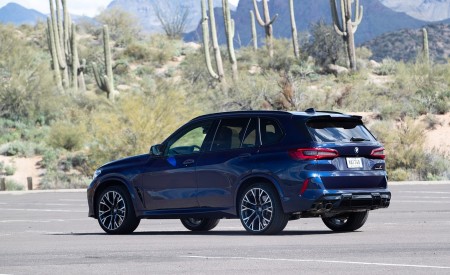 2020 BMW X5 M Competition (Color: Tanzanit Blue Metallic; US-Spec) Rear Three-Quarter Wallpapers 450x275 (70)