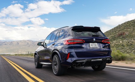 2020 BMW X5 M Competition (Color: Tanzanit Blue Metallic; US-Spec) Rear Three-Quarter Wallpapers 450x275 (39)