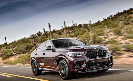2020 BMW X6 M Competition (Color: Ametrine Metallic; US-Spec) Front Three-Quarter Wallpapers 450x275 (45)
