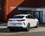 2020 BMW X6 M Competition (Color: Mineral White Metallic; US-Spec) Rear Three-Quarter Wallpapers 150x120