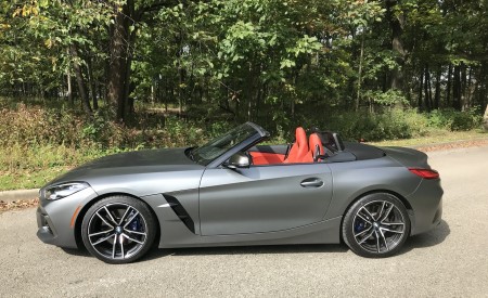 2020 BMW Z4 M40i Roadster (Color: Frozen Grey Metallic) Side Wallpapers 450x275 (40)