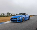 2020 BMW Z4 M40i Roadster (Color: Misano Blue Metallic) Front Three-Quarter Wallpapers 150x120 (3)