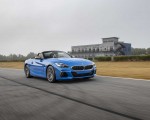2020 BMW Z4 M40i Roadster (Color: Misano Blue Metallic) Front Three-Quarter Wallpapers 150x120 (4)