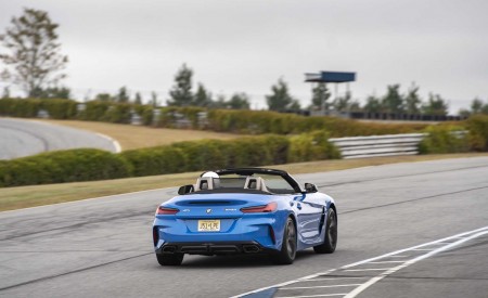2020 BMW Z4 M40i Roadster (Color: Misano Blue Metallic) Rear Three-Quarter Wallpapers 450x275 (9)