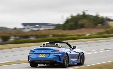 2020 BMW Z4 M40i Roadster (Color: Misano Blue Metallic) Rear Three-Quarter Wallpapers 450x275 (10)