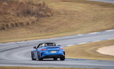 2020 BMW Z4 M40i Roadster (Color: Misano Blue Metallic) Rear Wallpapers 450x275 (22)