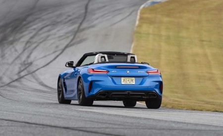 2020 BMW Z4 M40i Roadster (Color: Misano Blue Metallic) Rear Wallpapers 450x275 (11)