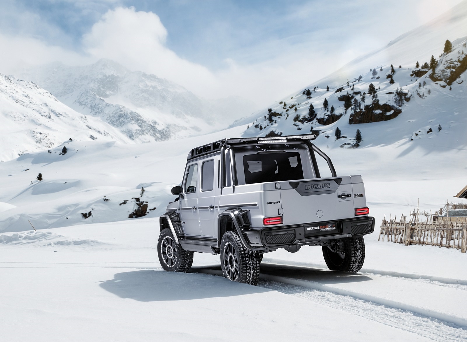 2020 BRABUS 800 Adventure XLP based on Mercedes-AMG G 63 Rear Three-Quarter Wallpapers #4 of 21