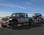 2020 Jeep Gladiator Mojave Front Three-Quarter Wallpapers 150x120 (7)
