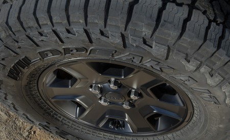 2020 Jeep Gladiator Mojave Wheel Wallpapers 450x275 (50)