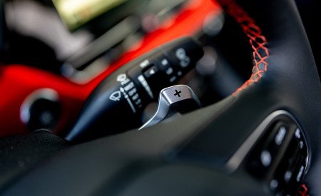 2020 Kia Niro Hybrid Interior Detail Wallpapers 450x275 (44)