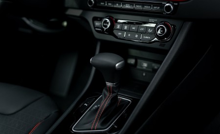 2020 Kia Niro Hybrid Interior Detail Wallpapers 450x275 (51)