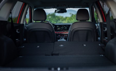 2020 Kia Niro Hybrid Trunk Wallpapers 450x275 (58)