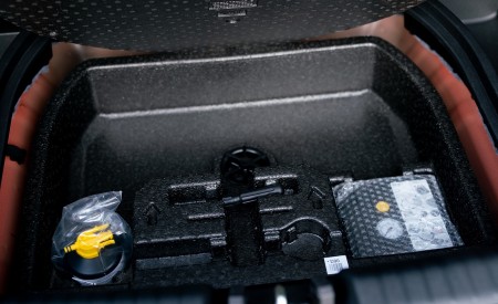 2020 Kia Niro Hybrid Trunk Wallpapers 450x275 (60)