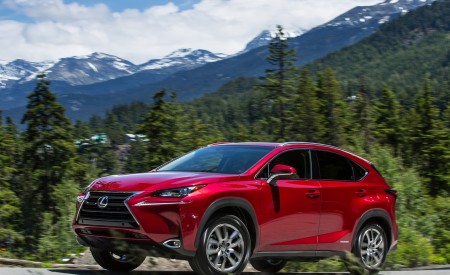 2020 Lexus NX 300h Front Three-Quarter Wallpapers 450x275 (5)
