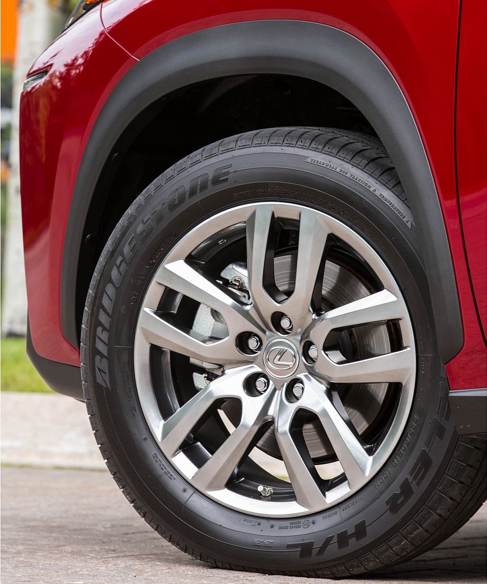 2020 Lexus NX 300h Wheel Wallpapers (7)