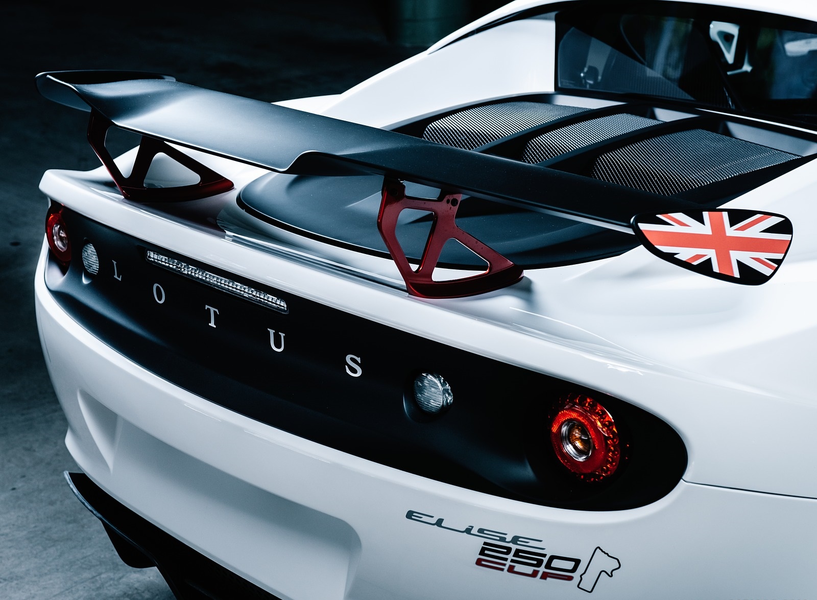 2020 Lotus Elise Cup 250 Bathurst Edition Spoiler Wallpapers (5)