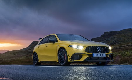 2020 Mercedes-AMG A 45 S (UK-Spec) Front Three-Quarter Wallpapers 450x275 (43)